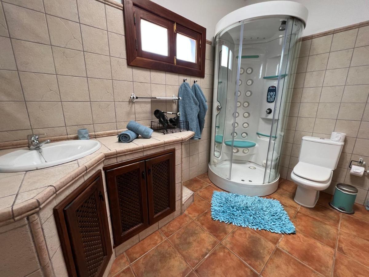 Villa Eva Тинахо Экстерьер фото
