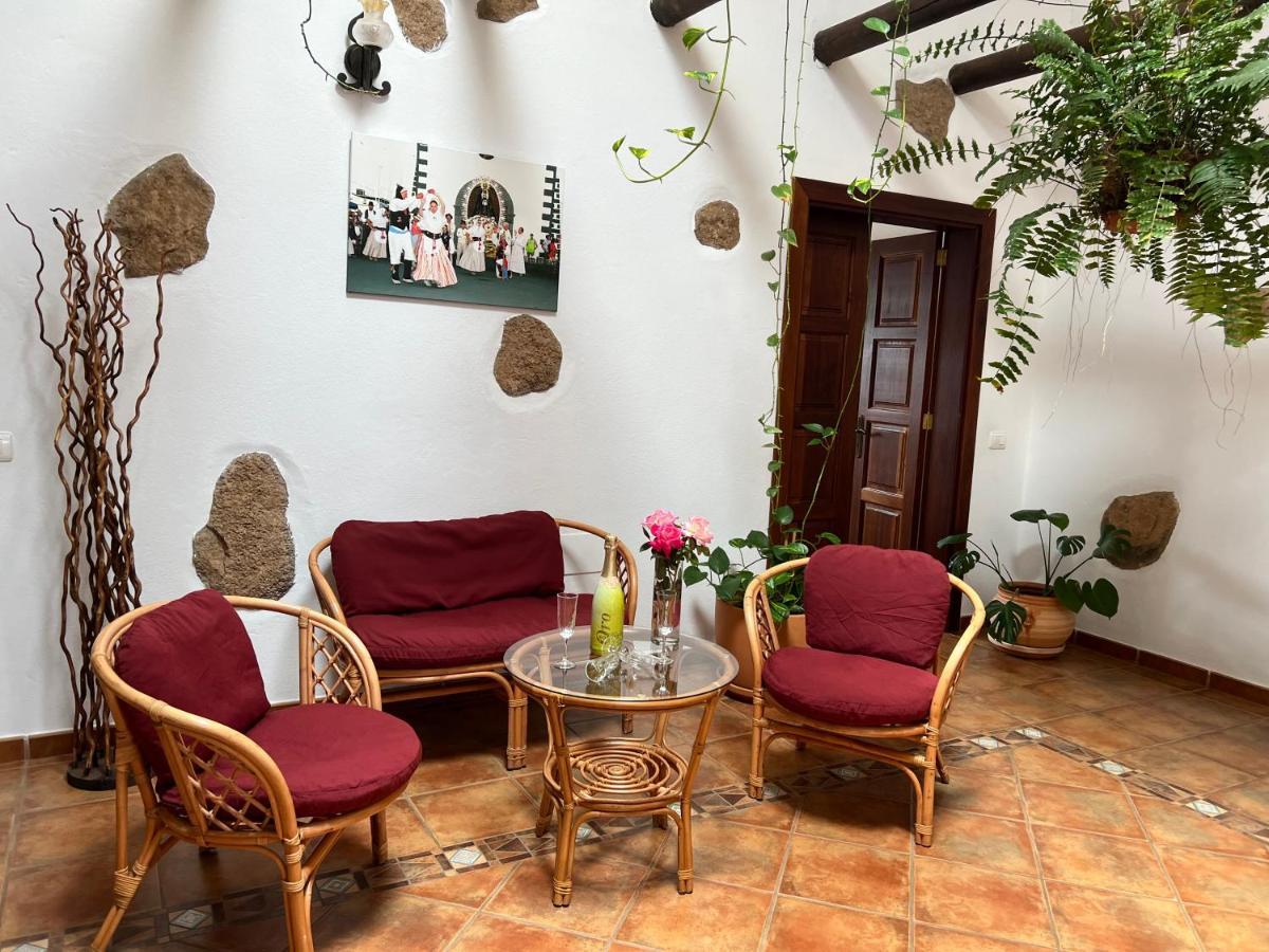 Villa Eva Тинахо Экстерьер фото