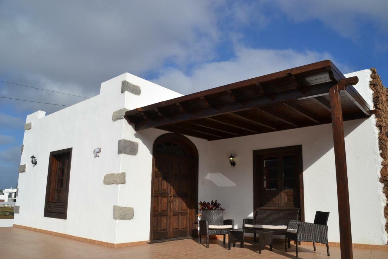 Villa Eva Тинахо Экстерьер фото